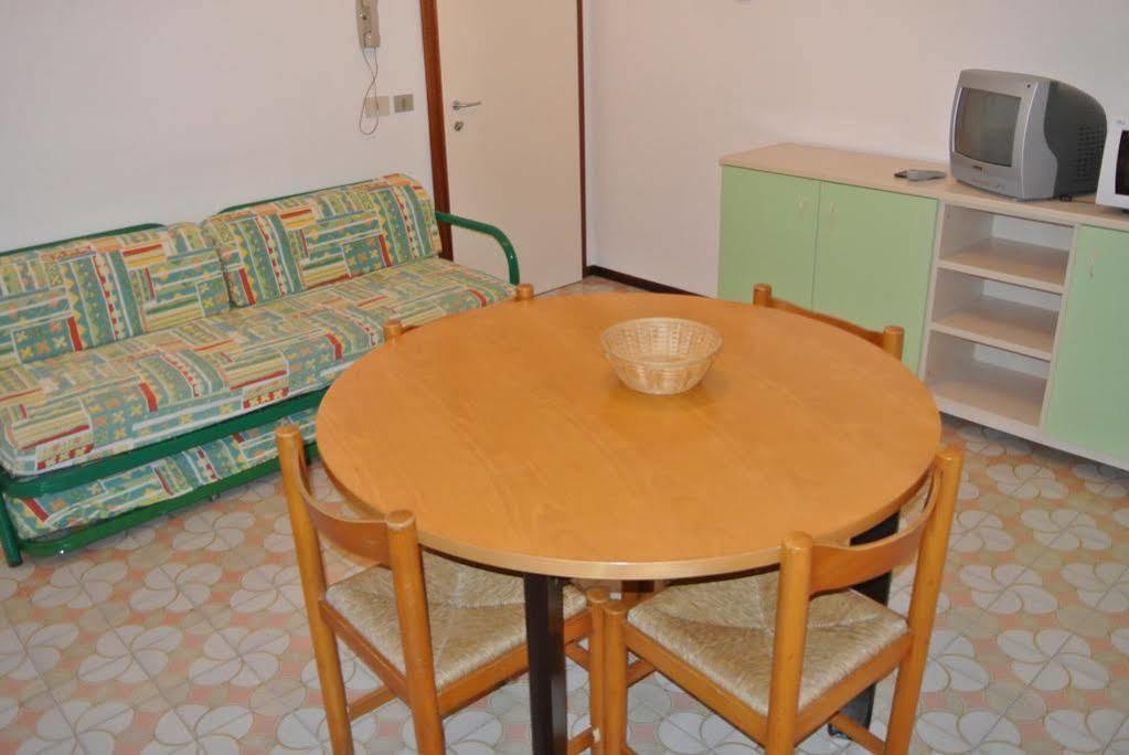 Condominio Ivelca Lignano Sabbiadoro Kültér fotó