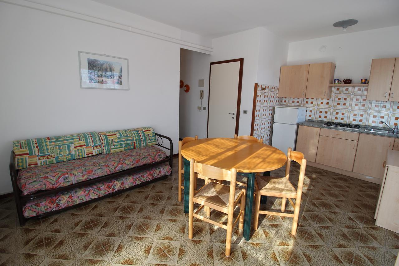 Condominio Ivelca Lignano Sabbiadoro Kültér fotó