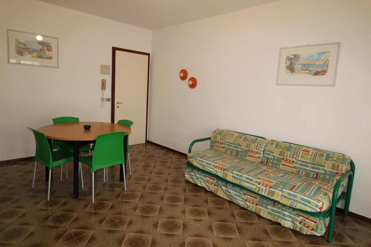 Condominio Ivelca Lignano Sabbiadoro Kültér fotó